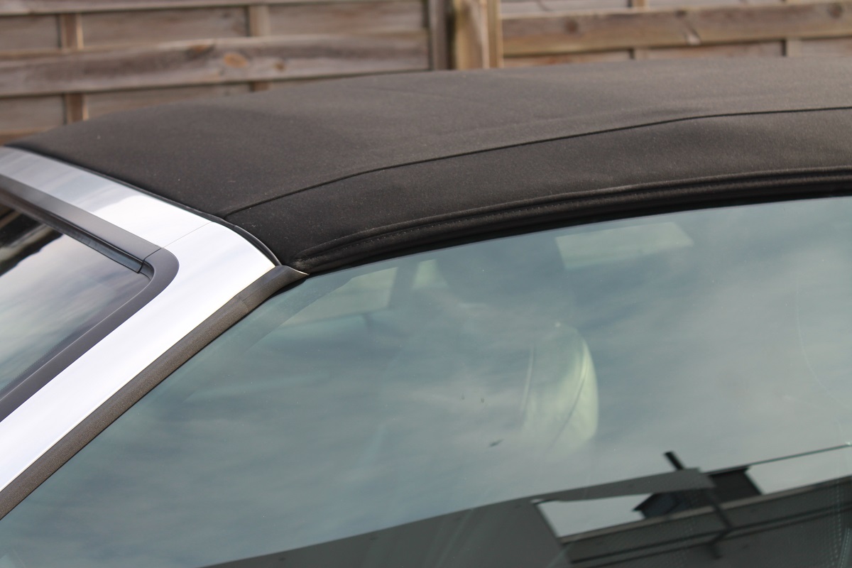 79AU031-Audi_A3_VorneDetail Auto, Transport, Fahrzeug, Windschutzscheibe