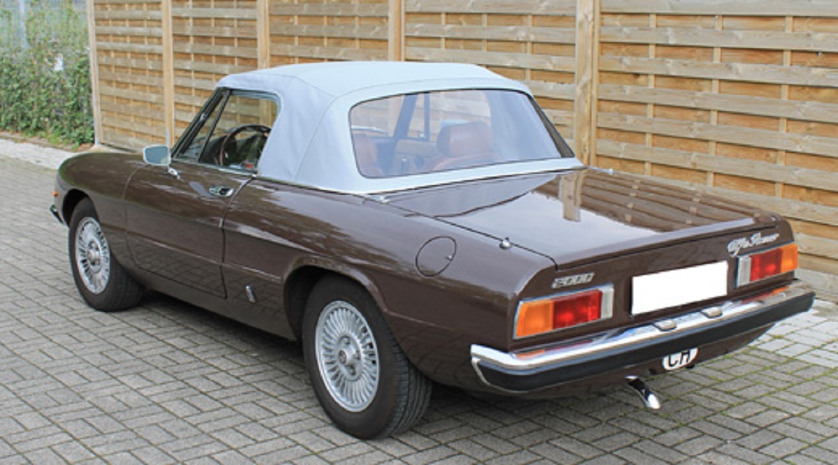 Alfa Spider Fastback Cabrioverdeck Auto, Coupé, Fahrzeug, Stoßstange, Rad