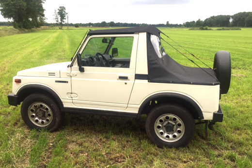 Suzuki SJ / Samurai Pick-up & Bikinitop black Maschine, Rad, Gras, Auto, Jeep